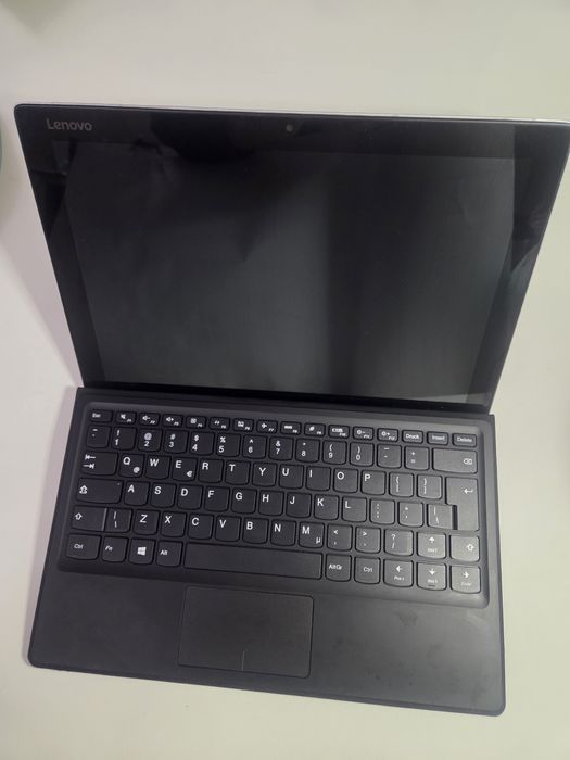 Lenovo tablet 2w1