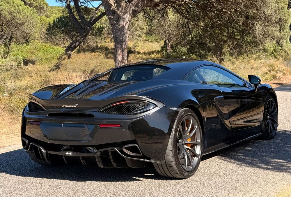 McLaren 570