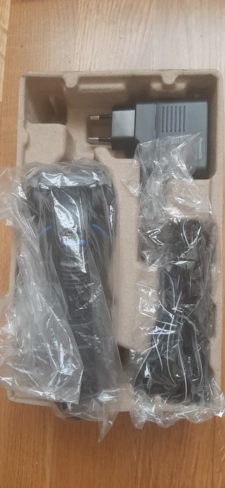 Електробритва Panasonic ES-RT33-s