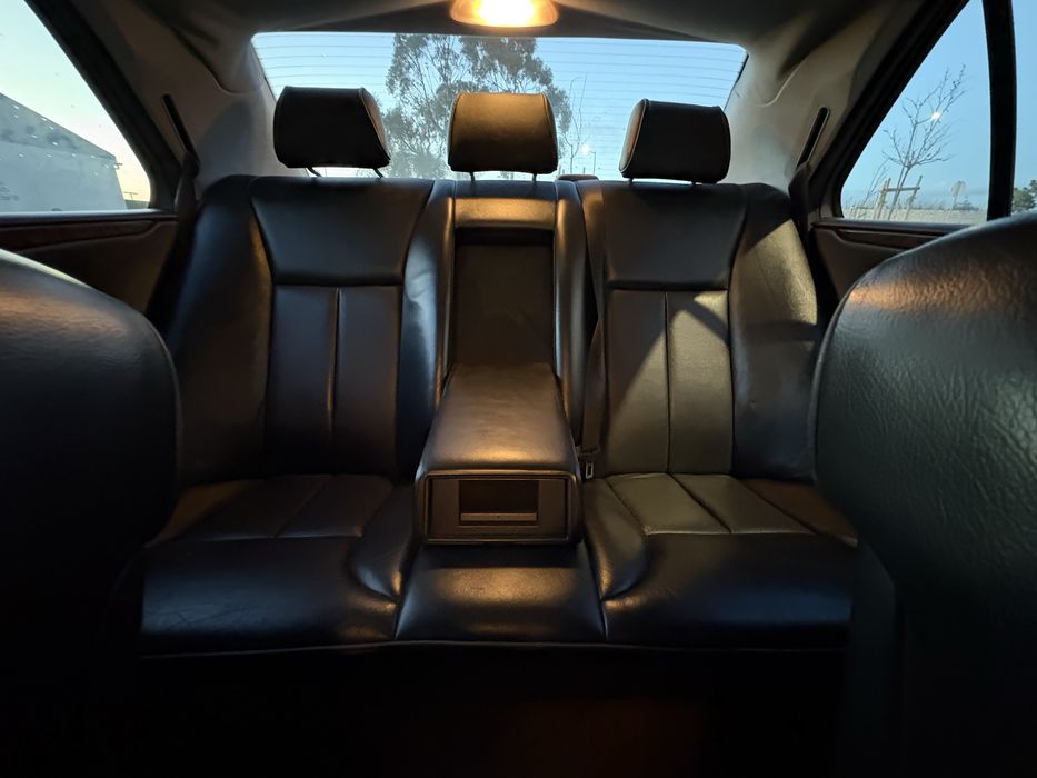 Mercedes-benz  E-240  Gasolina Avantgarde