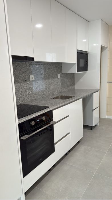Montegem de moveis IKEA ,LEROY