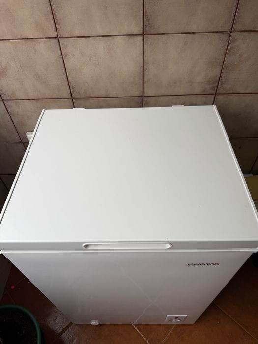 Vendo arca semi nova 4 meses de uso