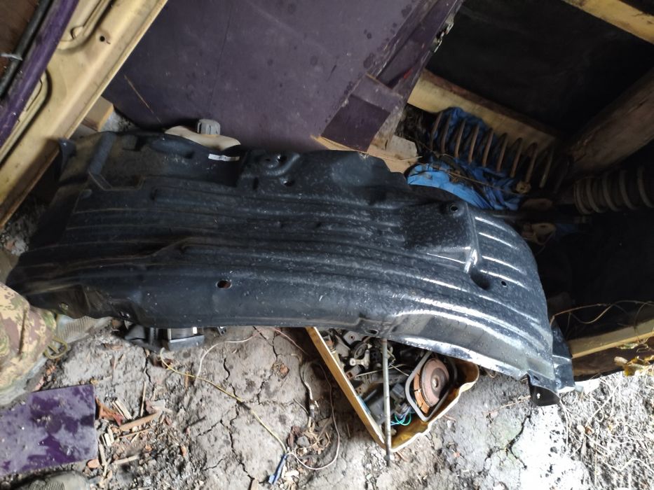 Підкрилок Форд транзит