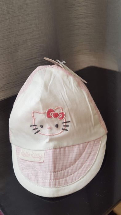 C&A czapeczka z daszkiem Hello Kitty różowa w kropeczki 62 lub 68 z gumką