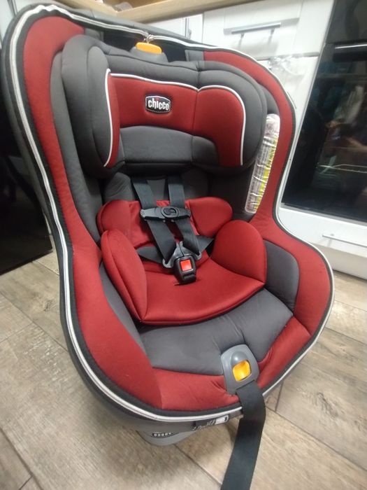 Автокрісло чікко chicco next fit zip від народження до 30 кг групи 0+/1/2/3
