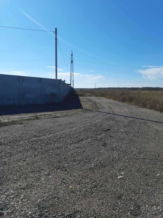 Земельна ділянка комерція 40 соток, Крюківщина, асфальт. світло.