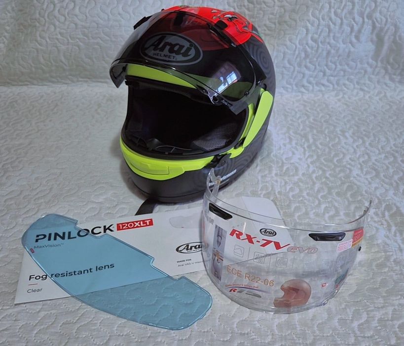 Capacete Arai RX-7V EVO – Tamanho S