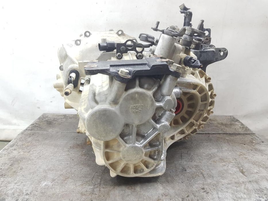HYUNDAI TUCSON JM TRANSMISSION BOX REF. 4300024391