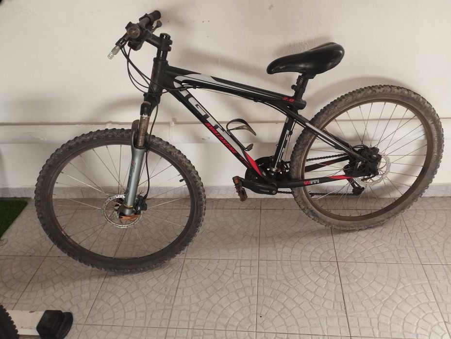 Bicicleta GT Avalanche 2.0  S