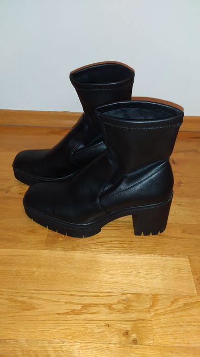 Buty damskie r.39