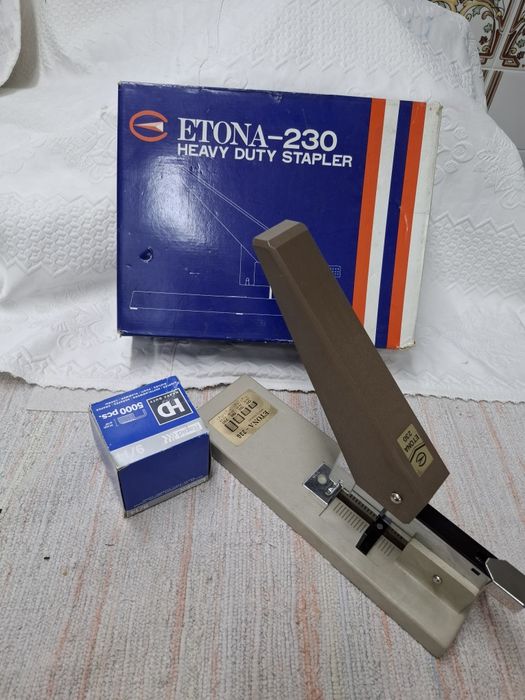 Agrafador grande 30cm novo