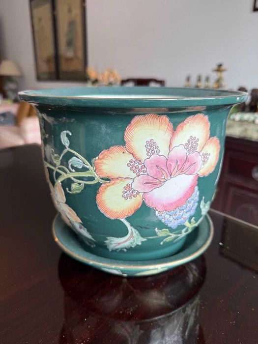 Par Vasos Chineses Porcelana Verde c/ Pratos