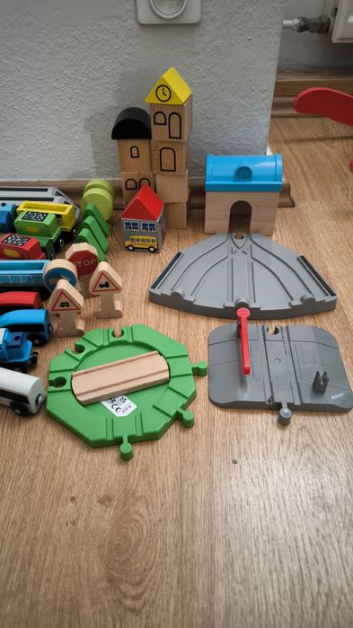 Tory drewniane , pociągi