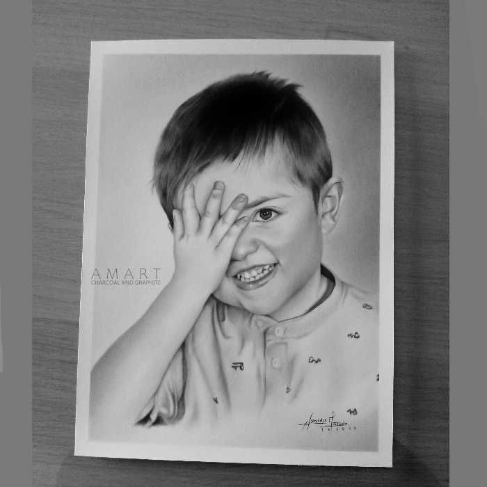 Faço Retratos Desenho a grafite e carvão