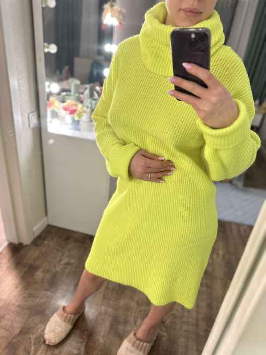 Продам плаття зимове