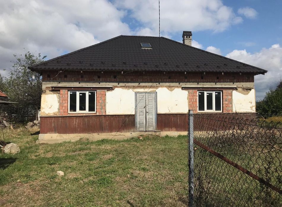 Галицький Шлях Перша лінія гарно під Бізнес проект