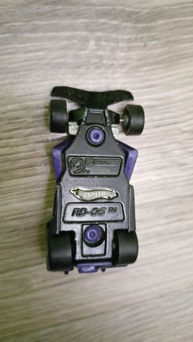Hot Wheels acceleRacers RD-06