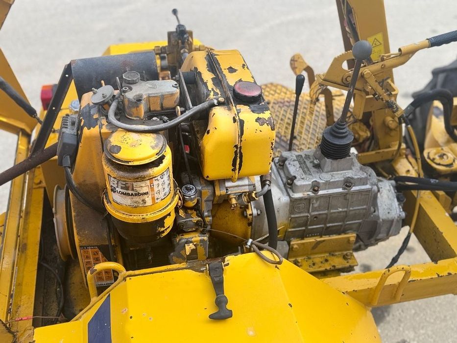 Taczka spalinowa małe wozidło