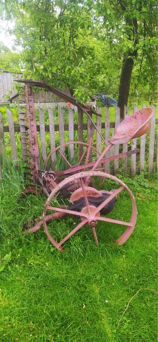 Кінна косарка в хорошому стані