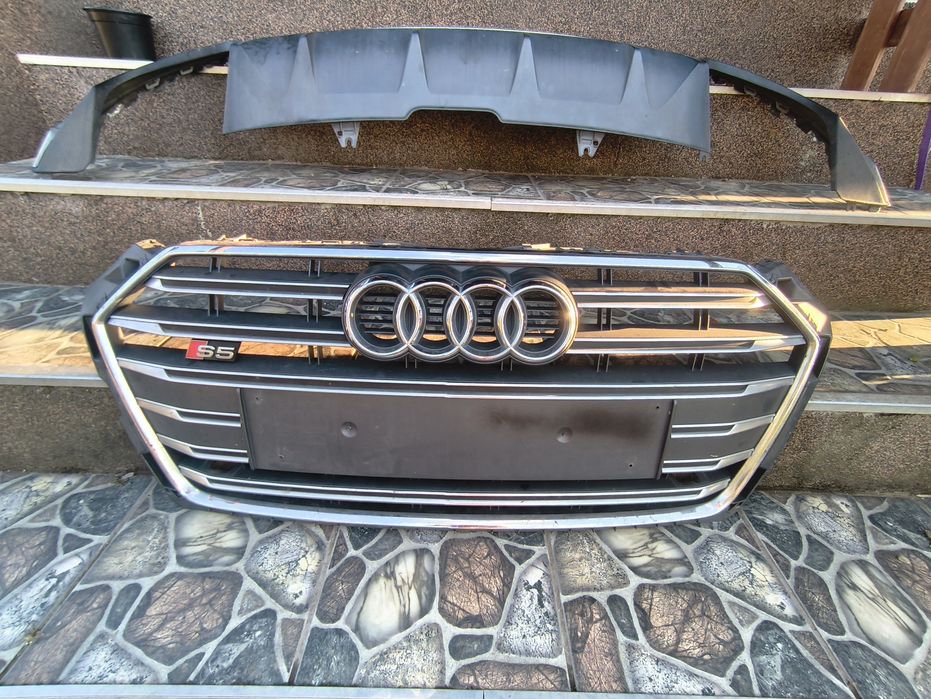 Przedni Grill z Audi S5