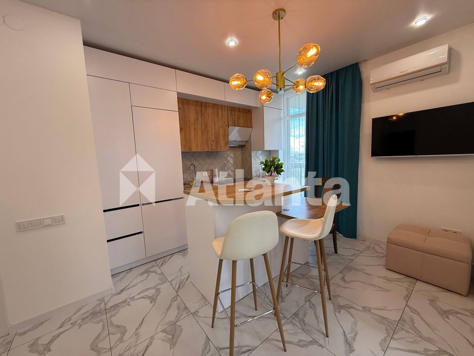 Продаж 2-кімнатної квартири з ремонтом у ЖК Grand Village, Сокільники.