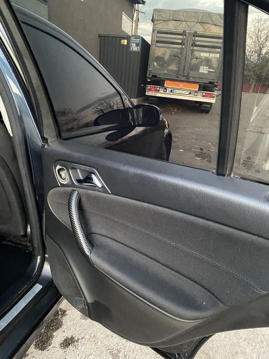 В гарному стані w203