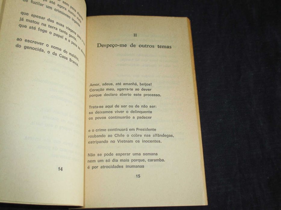 Livro O Testamento Poético de Pablo Neruda 1ª edição 1975