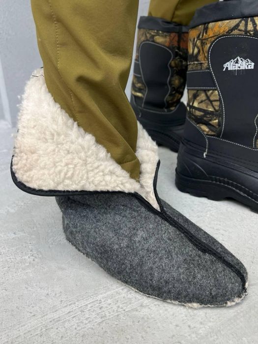 Теплі водонепроникні гумові чоботи на шнурівці "Аляска"