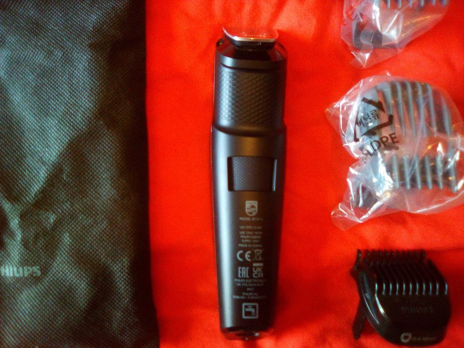 Philips Aparador de Barba Série 5000, resistente à água BT5515/75