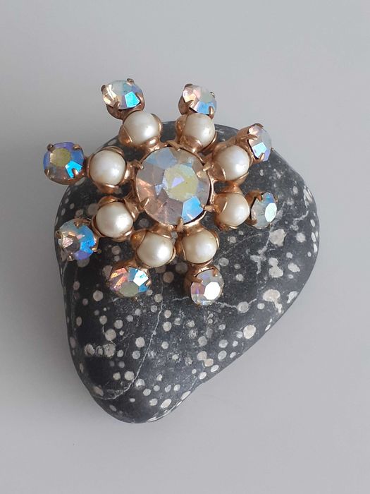 Broszka vintage płatek śniegu kryształki aurora borealis