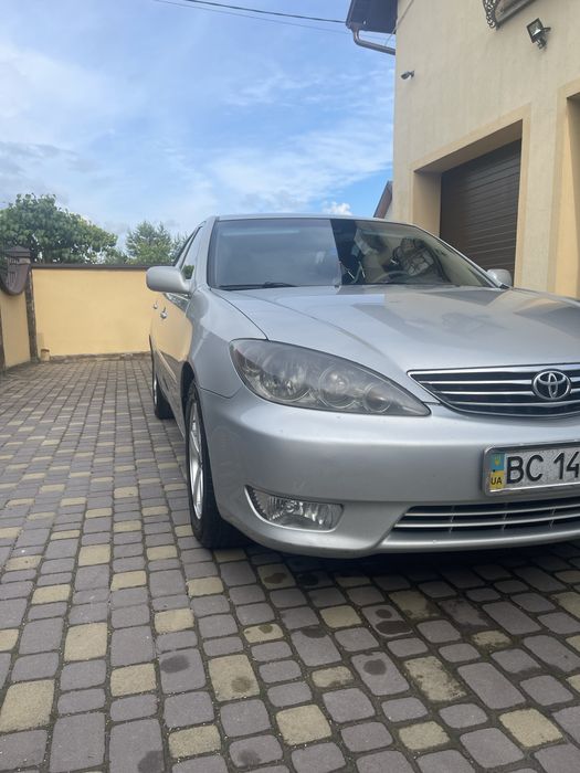 Продаж Toyota Camry Тойота Камри 2005 року 2.4 бензин