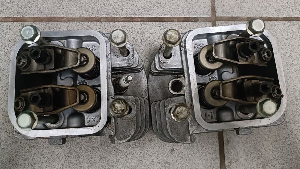 Głowice 38 do silnik Briggs vanguard v-twin wał poziomy tłok 75mm