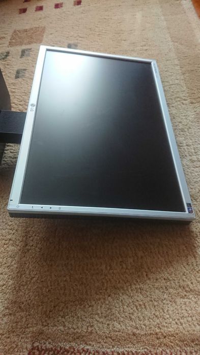 Monitor LG Flatron L192WS-SN