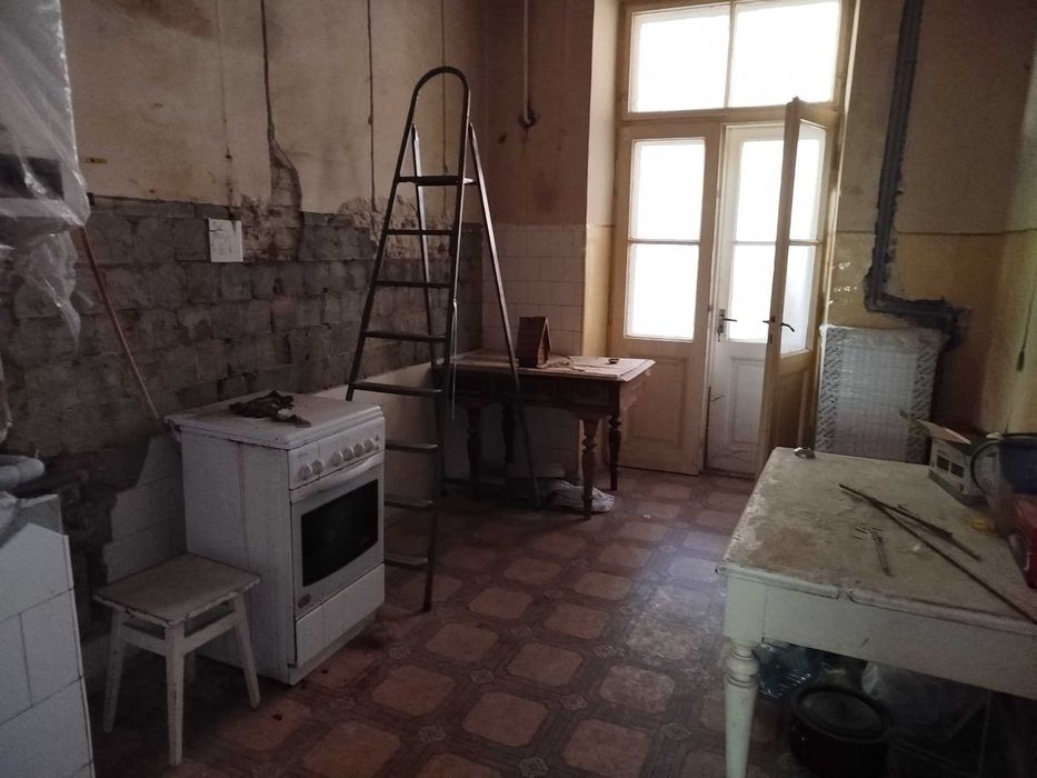 Продаж 3-х кімнатної квартири по вул. Снопківська