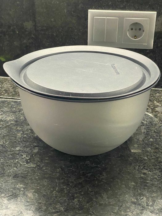 Caixa Tupperware como nova433491625116313601
