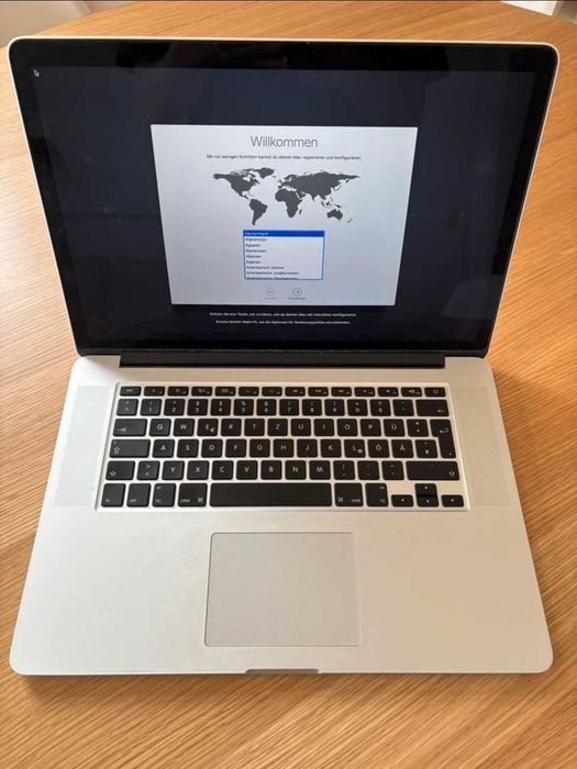 Apple MacBook Pro Retina 15, Intel I7, Intel Iris Pro, Nvidia GT 750m