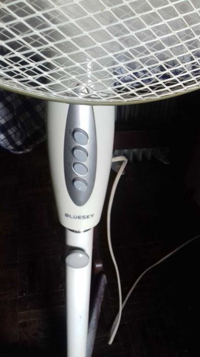 vendo ventuinha de pé alto a funcionar