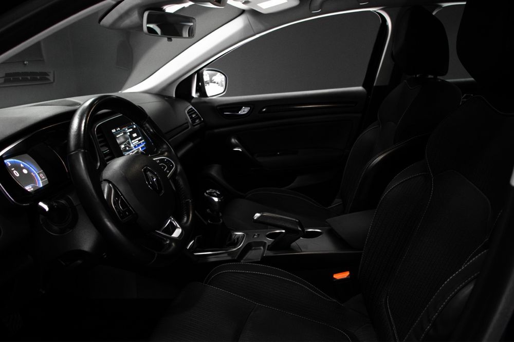 Renault Mégane — fotografia 8