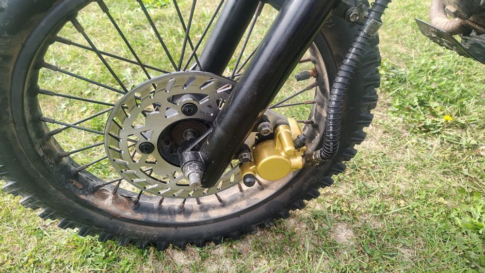 Motor  cross 125 cm3, doinwestowany