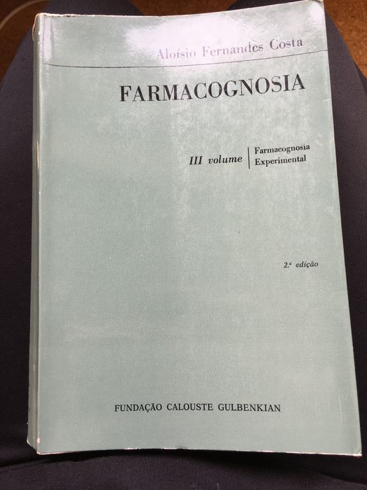 Livros “Farmacognosia” volume I, II e III de Aloísio Costa