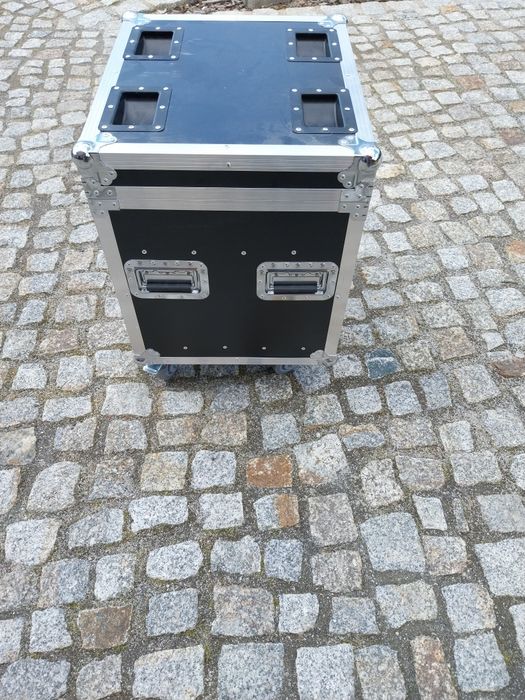 Skrzynie transportowe narzędziowe