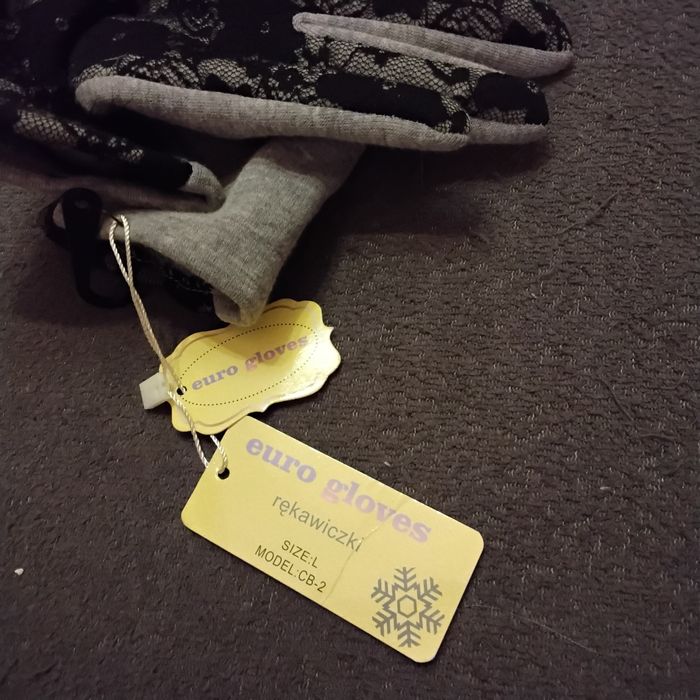 Rękawiczki z koronką