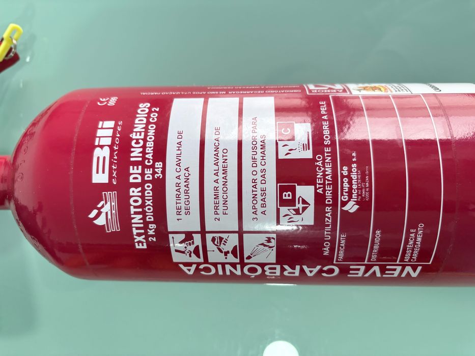 Extintor CO2 2kg Bili Classe B e C [9]