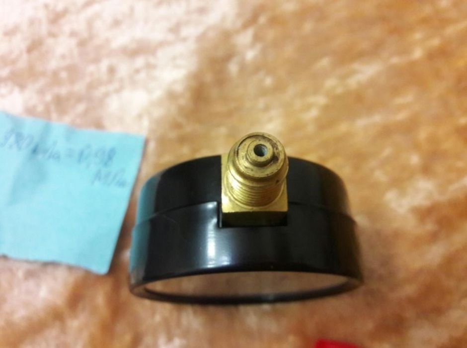 Манометр Дм 05063 10кгс/см 0.98 МПа новий є асортимент