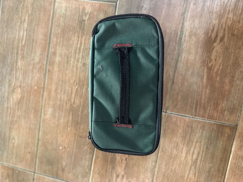 Tesoura Bosch com bateria