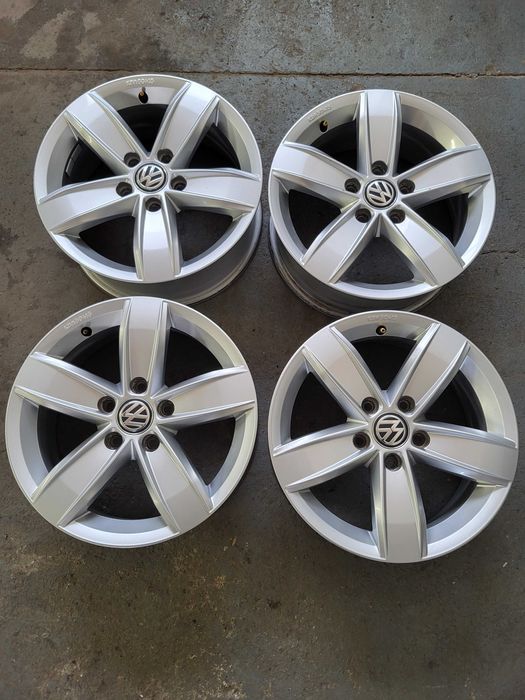 Opony  225/55r16 letnie