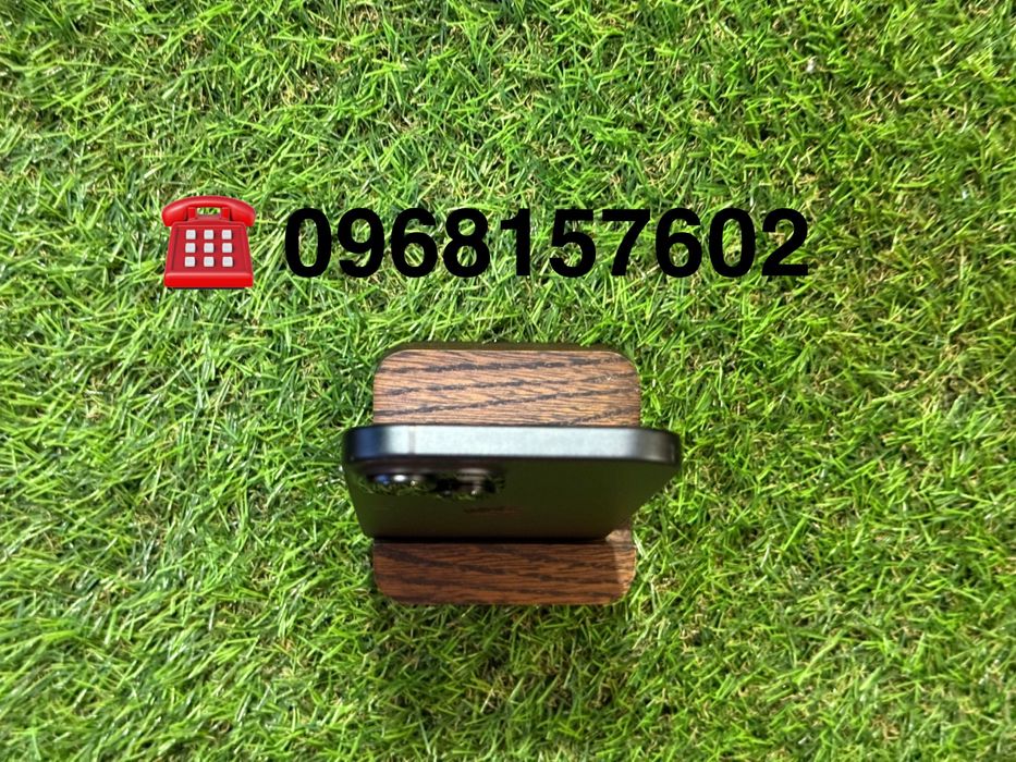 iPhone 15 Matte Black 128gb .