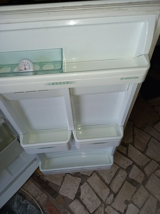 Lodówka z zamrażarką Ariston