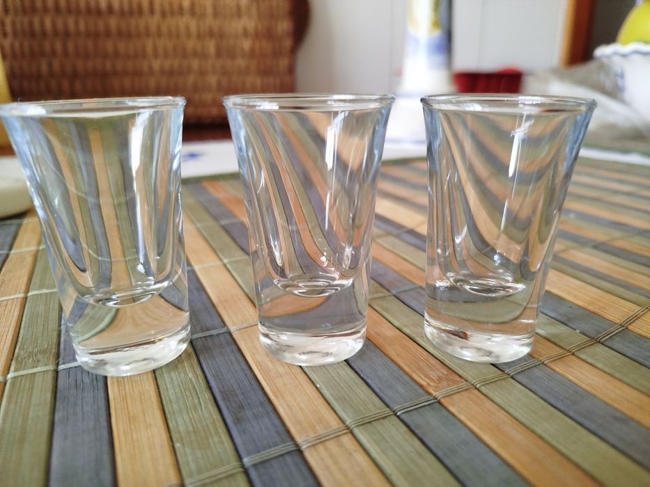 Three Shot Glasses425128810408192000