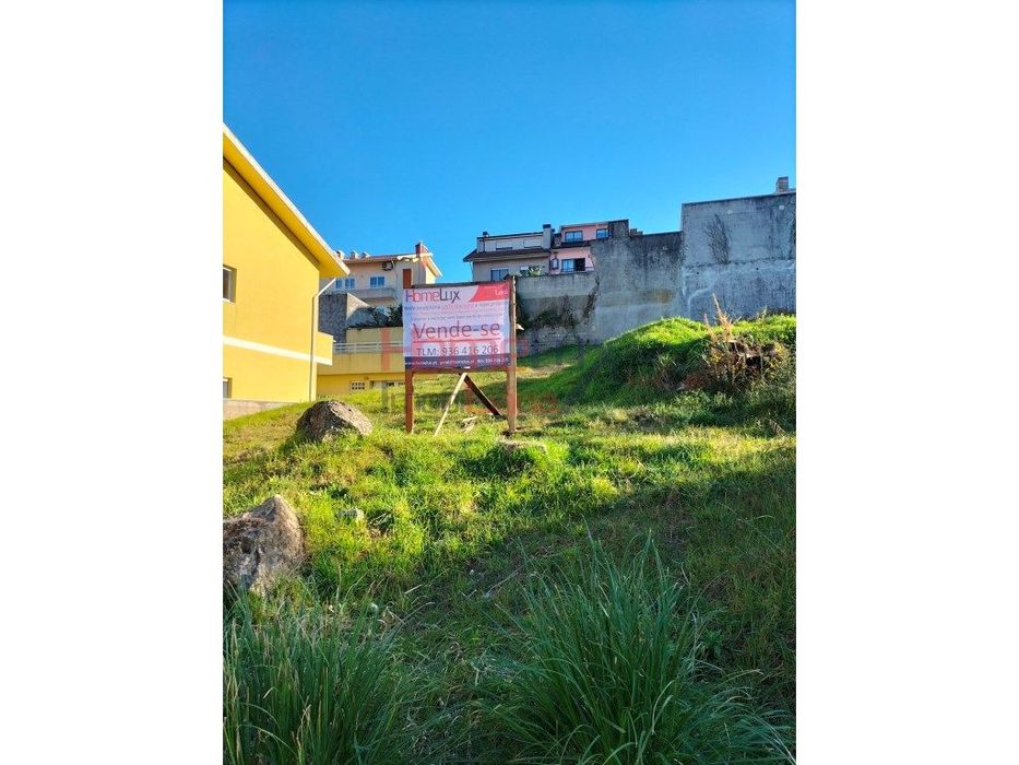 Terreno Para Construção Em Fânzeres — Fânzeres E São Pedro Da Cova, Porto
